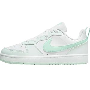 Nike White and Mint Green Sneakers